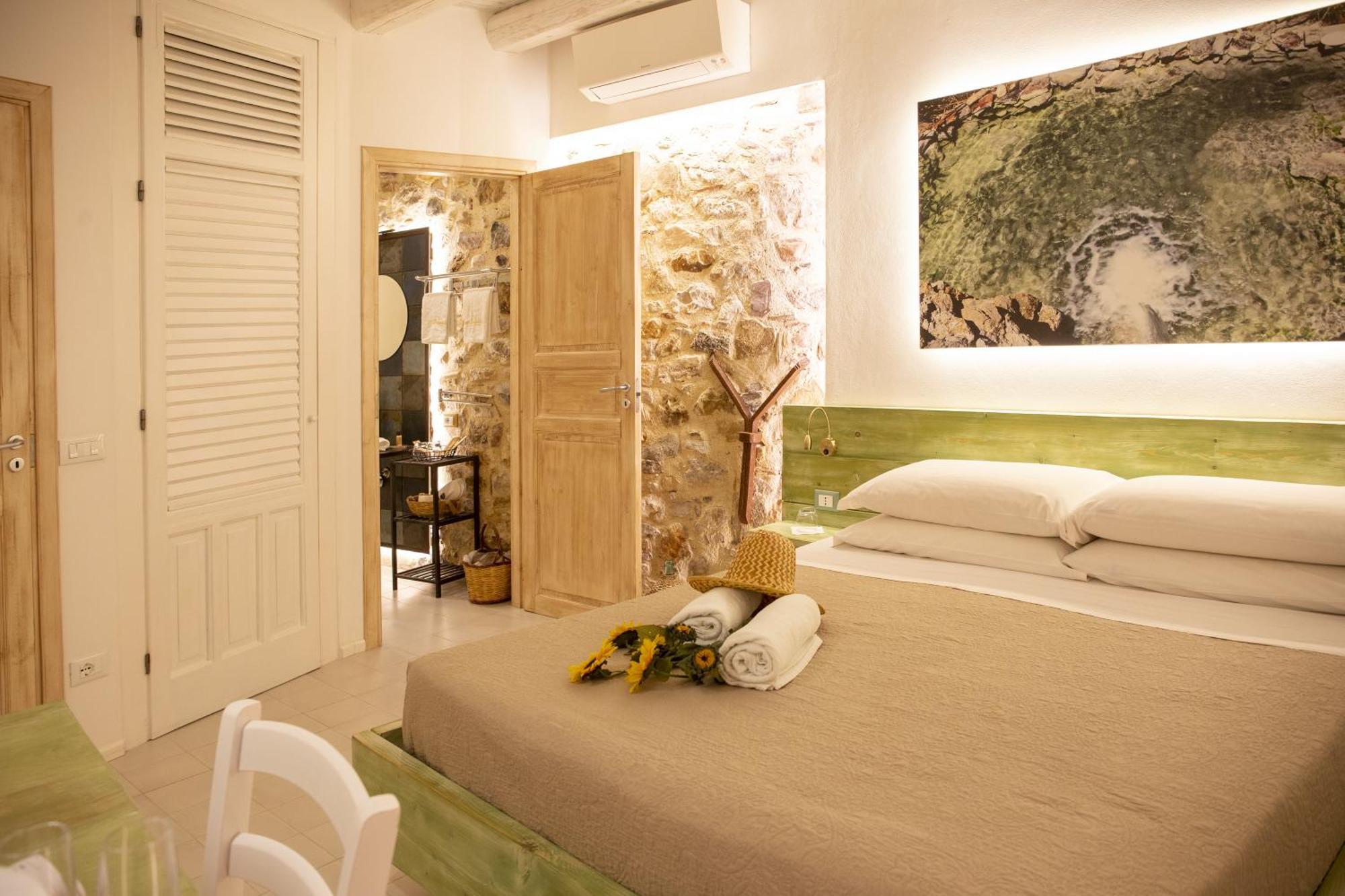 Porta Soprana Luxury Guest House & Spa Sclafani Exteriör bild
