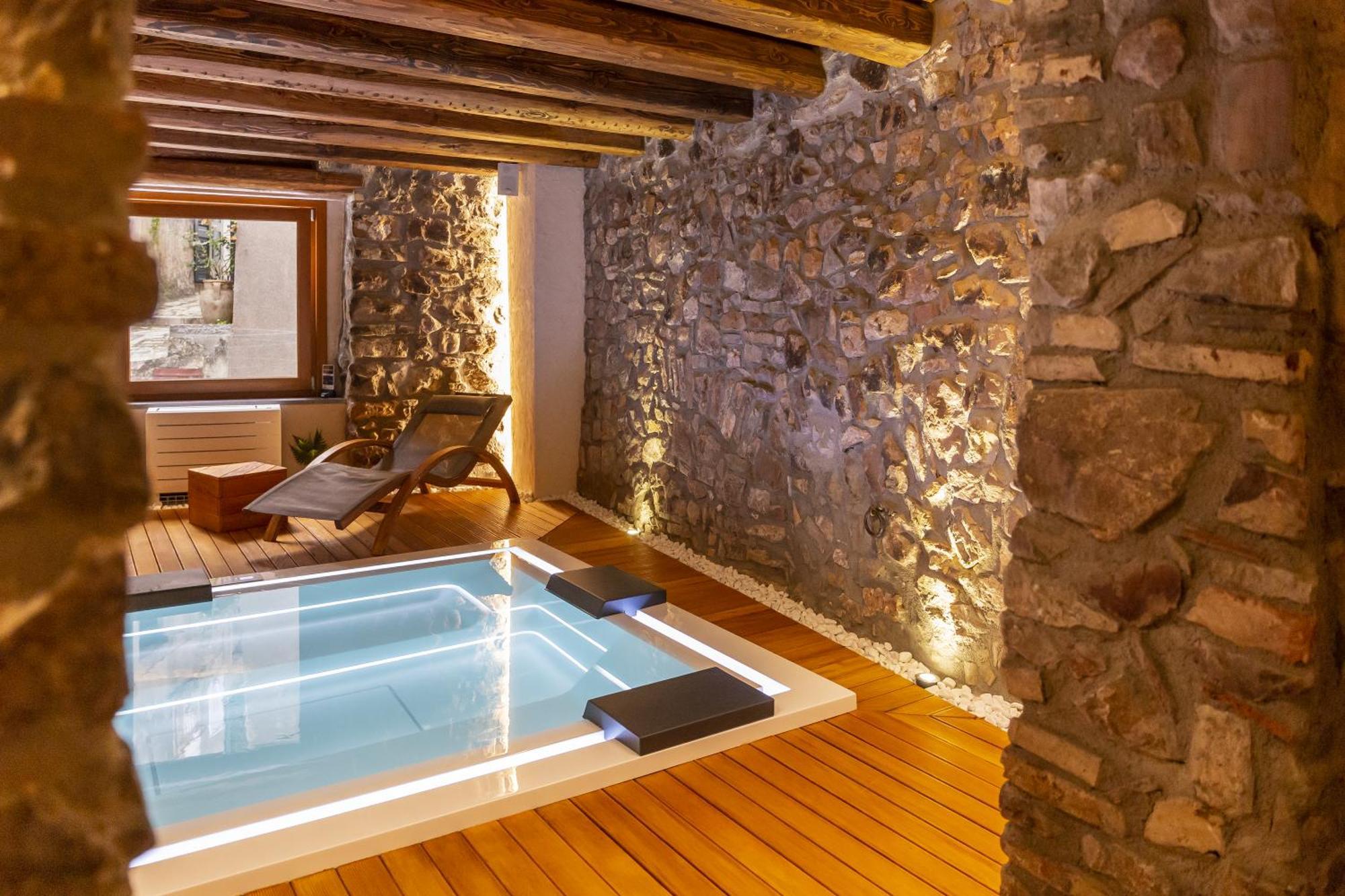 Porta Soprana Luxury Guest House & Spa Sclafani Exteriör bild